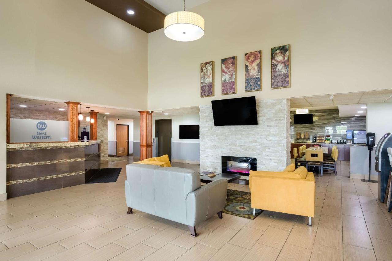 Best Western Waukesha Grand Pewaukee Eksteriør bilde