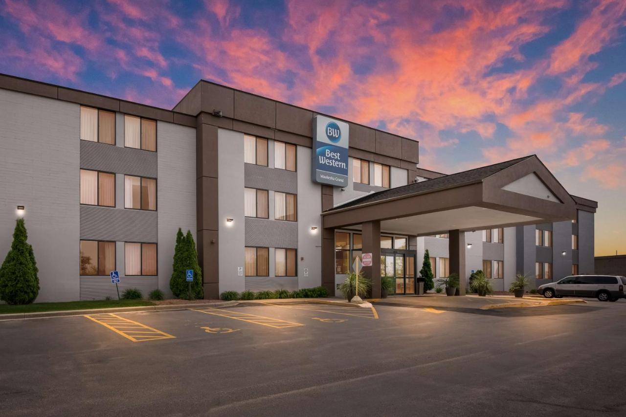Best Western Waukesha Grand Pewaukee Eksteriør bilde